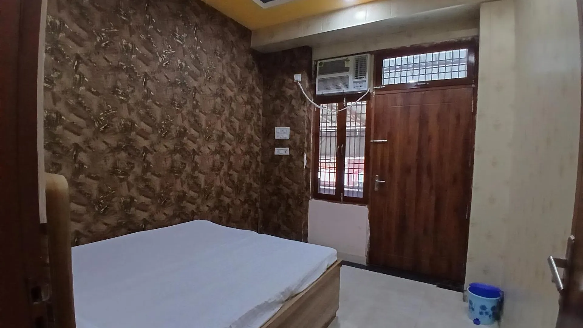 ורנאסי Banarasiya Guest House